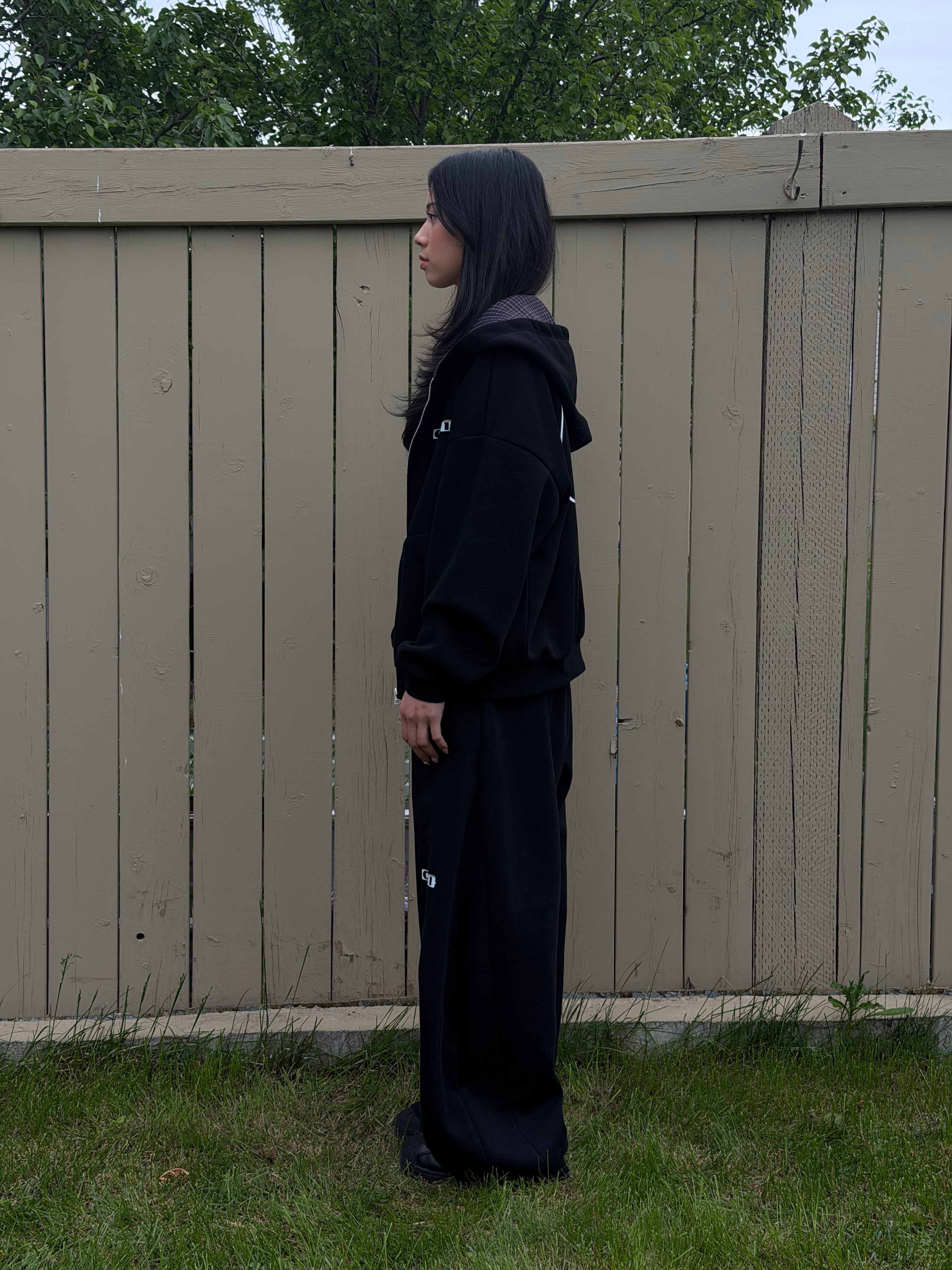 PLAID ZIP-UP